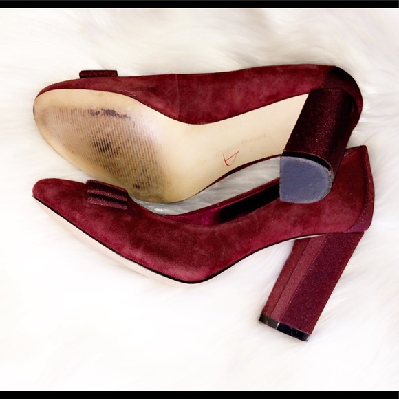BANANA REPUBLIC Burgundy Suede Bow Heels - Picture 6 of 6